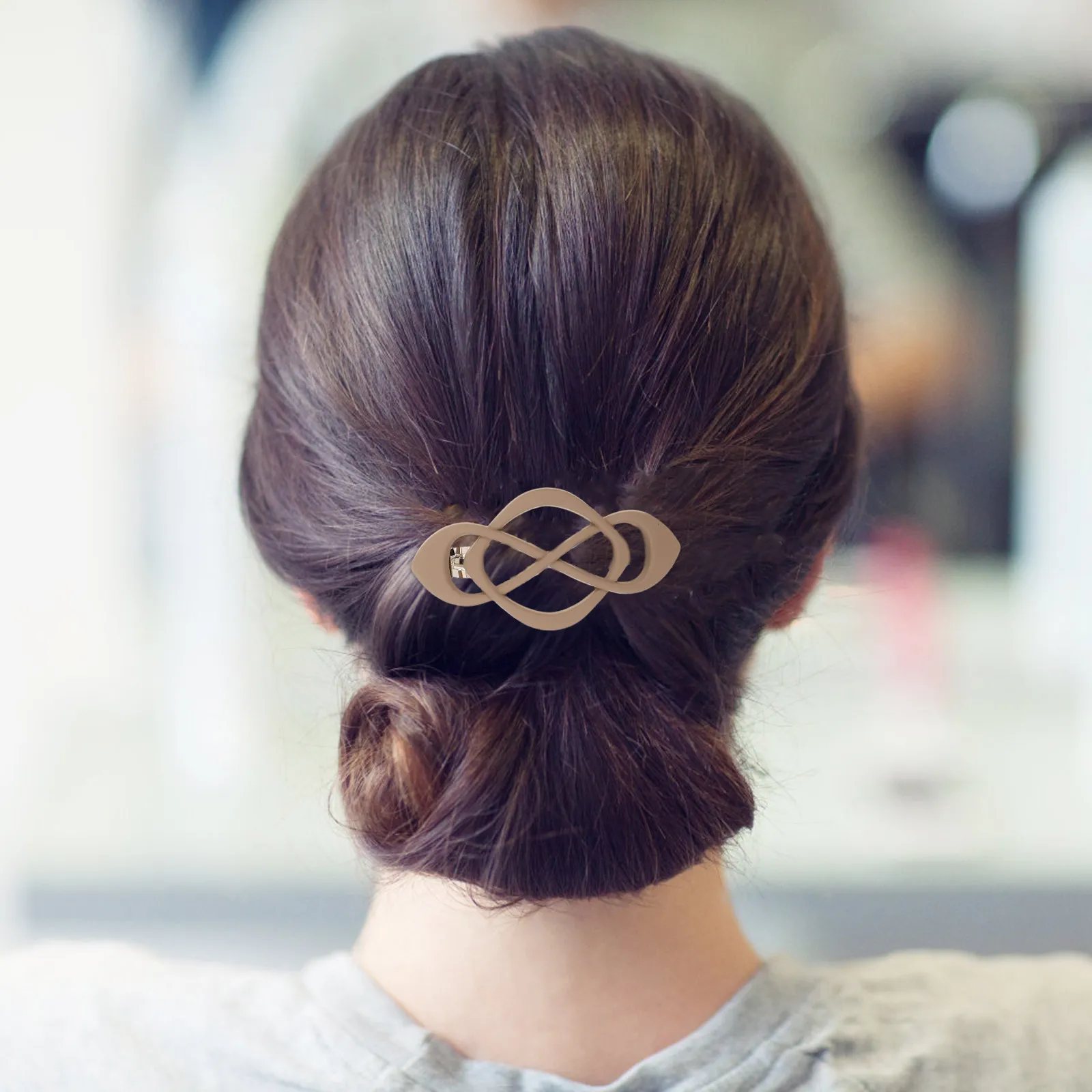 

4Pcs French Hair Barrettes: Vintage Twisted Claw Clips for Women Long Hair Updos Half-Updos - Stylish Metal Plastic Hairpins