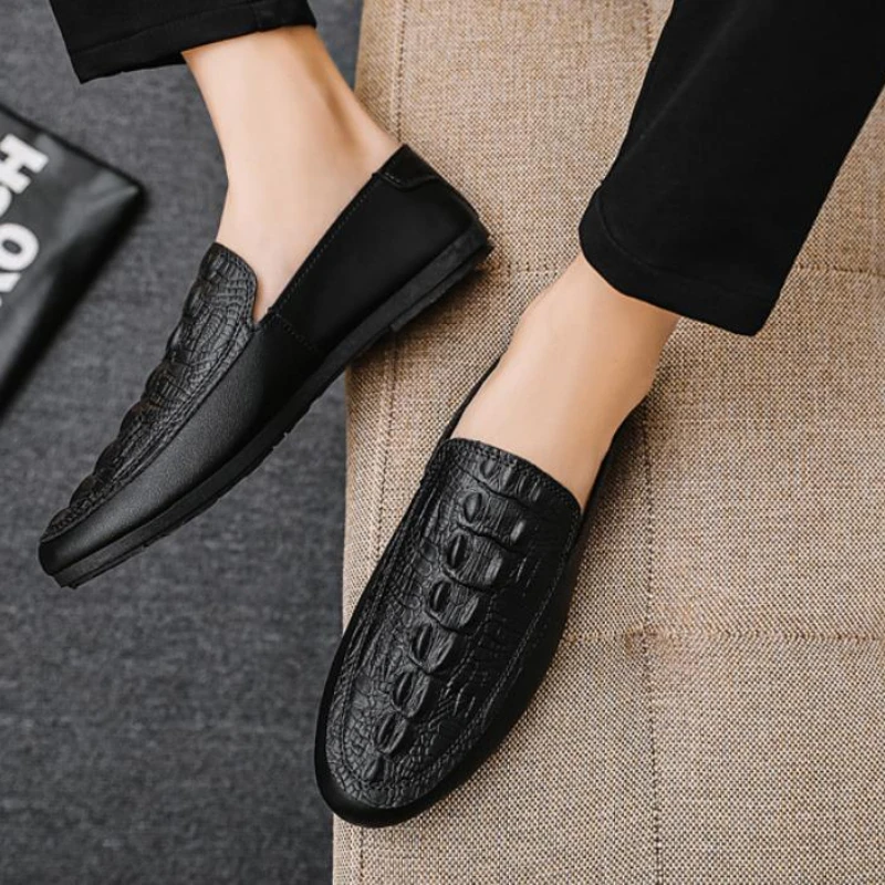 Men Driving Moccasins Comfortable Slip on Loafer Shoes Men's Casual Shoes Leather Loafers Crocodile Pattern Flats Shoes for Man