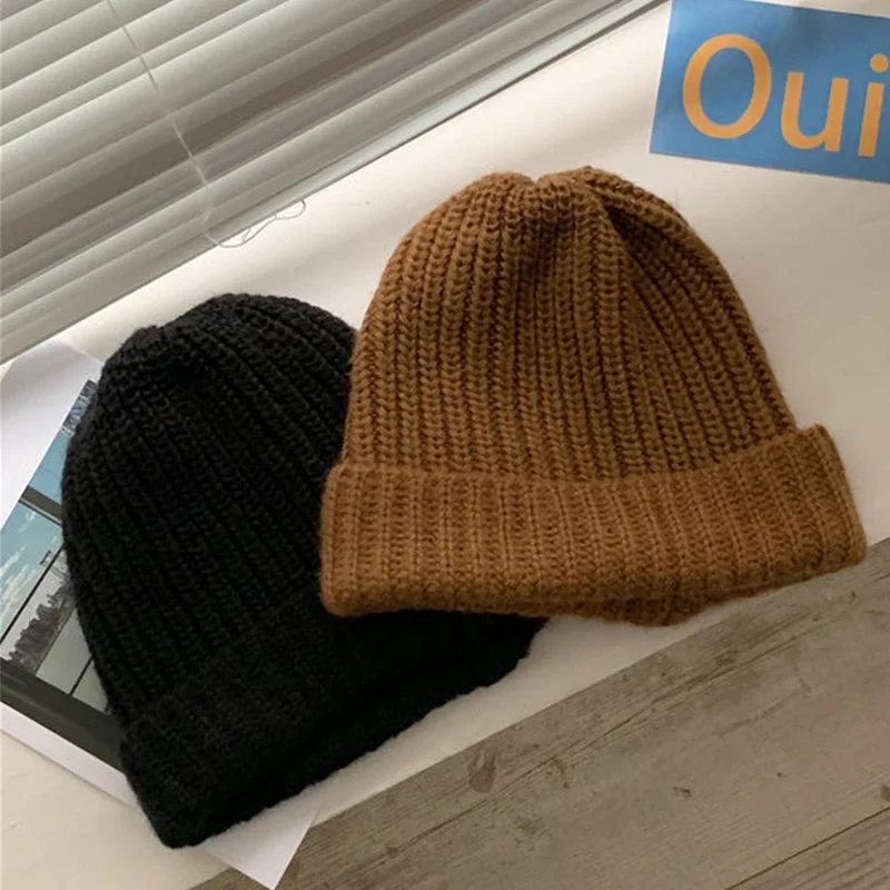 المرأة محبوك قبعة مخططة الخريف الشتاء فضفاض مترهل قبعة بلون فتاة سيدة في الهواء الطلق قبعة دافئة عادية لينة بونيه قبعة