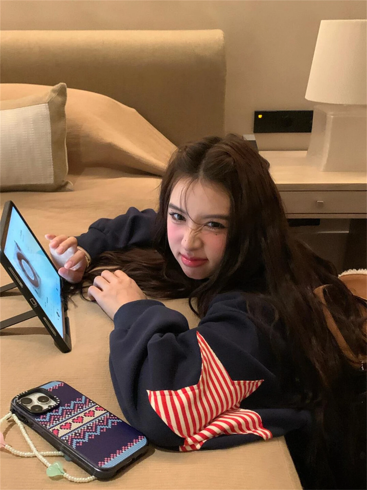 Y2K Aesthetic Navy Blue Crew Neck Sweatshirt Women Red White Striped Star Sleeves Oversized Long Sleeves Casual
