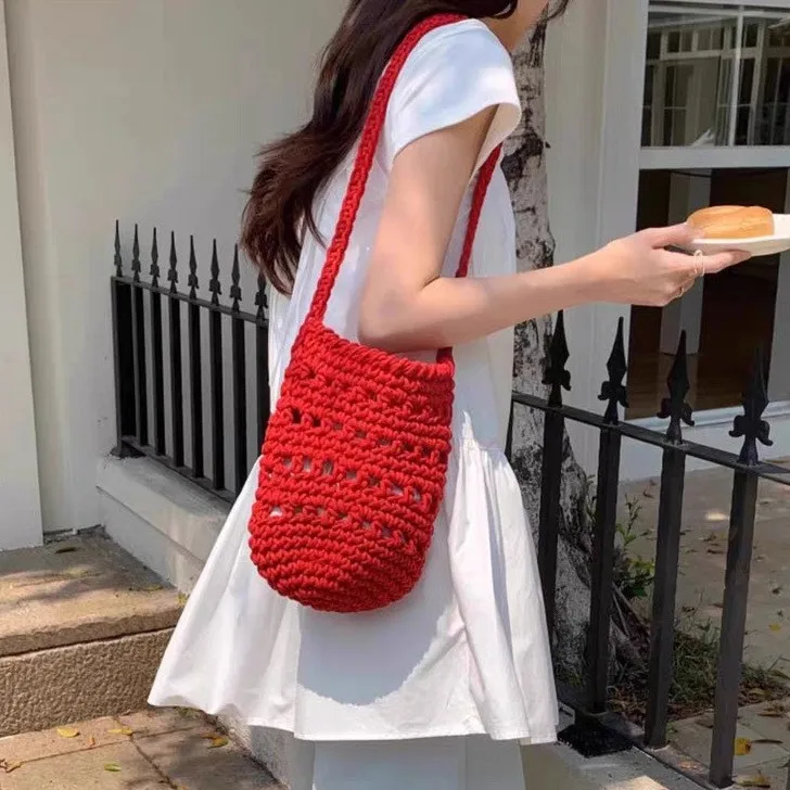Fashion shoulder cotton thread woven bag, simple hollow woven bag, seaside vacation versatile women's bag