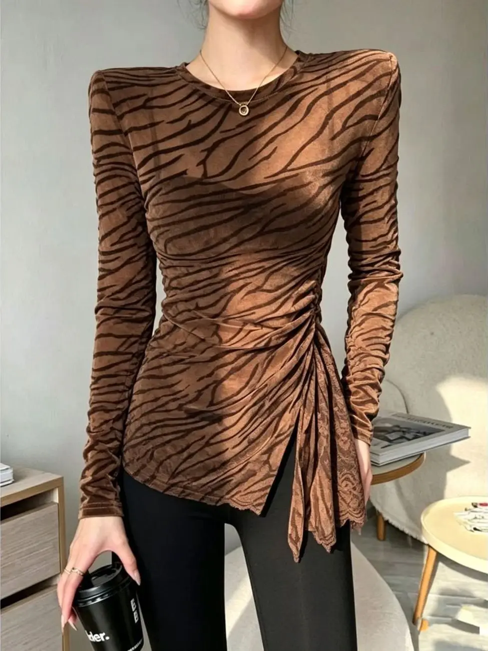 Retro American Zebra Pattern Side Split Long Sleeve Slim Fit T-Shirt Thin Micro Transparent Waist Cinching Autumn New Style