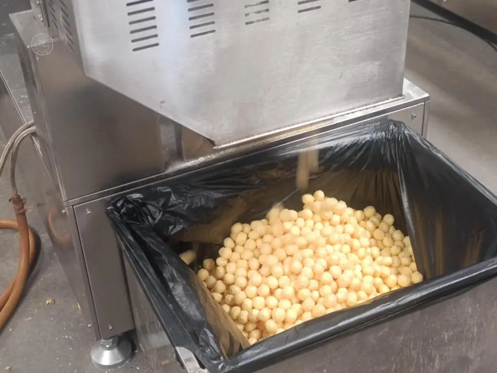 2023 New Machine Puffed Snack Making Machine Line Corn Snacks Processing Line For Sale