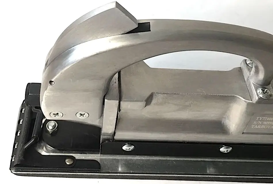 TY77400G Профессиональная прямая линия воздушной шлифовальной машины через материал 1 дюйм. Инсульт удаляет фигуры и разглаживает материалы.