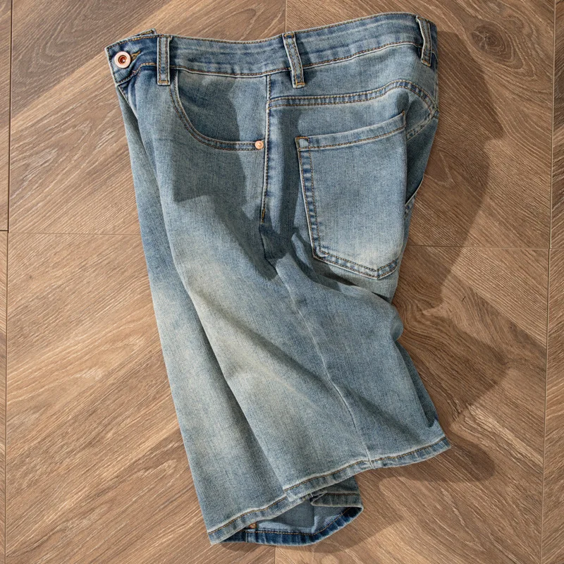 Calção jeans retrô fino masculino, calça reta clássica recortada, calça casual versátil lavada nostálgica, verão