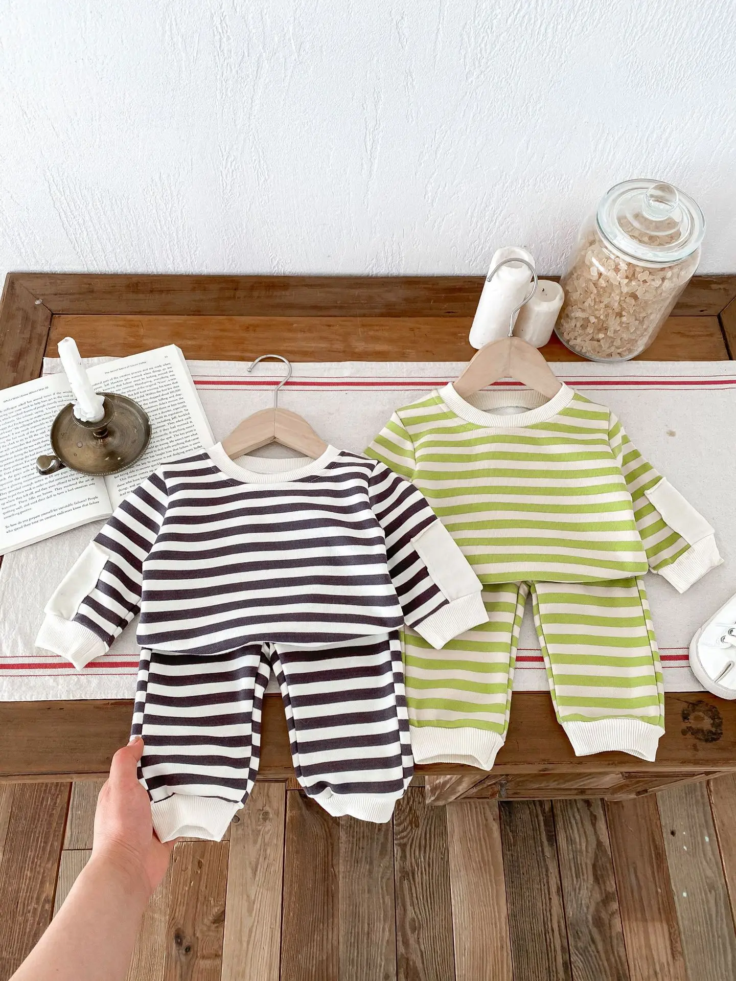 

2024 Autumn New Baby Long Sleeve Clothes Set Infant Boy Girl Sweatshirt + Casual Pants 2pcs Suit Toddler Baby Striped Outfits