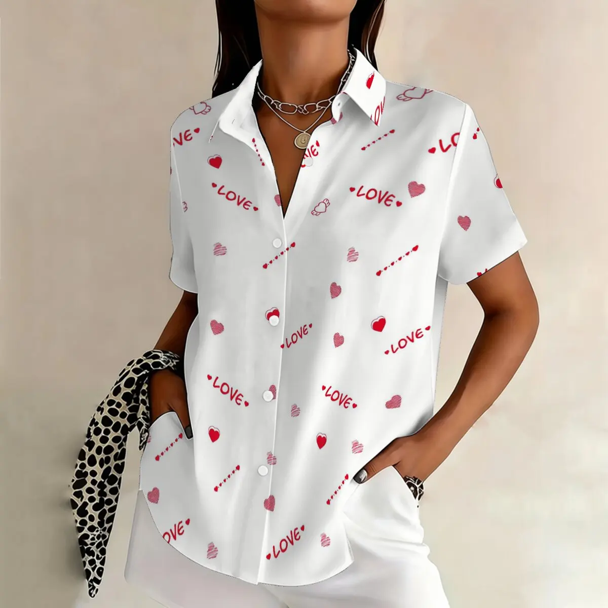 

Summer women's plus-size short-sleeve shirt with love heart elements,sweet date theme,suitable for parties and outdoor outings