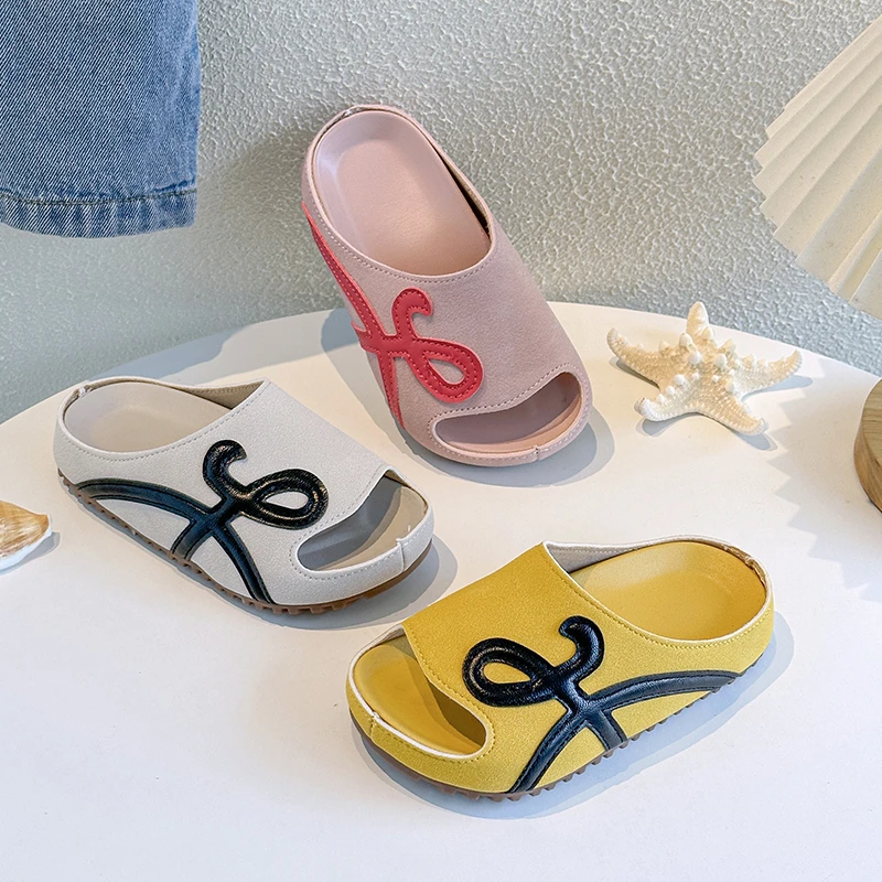 New Summer Fashion Children's Slippers Little Girls Sandals Casual Indoor Outdoor Non-slip Soft Girls Camp Beach Shoes Student