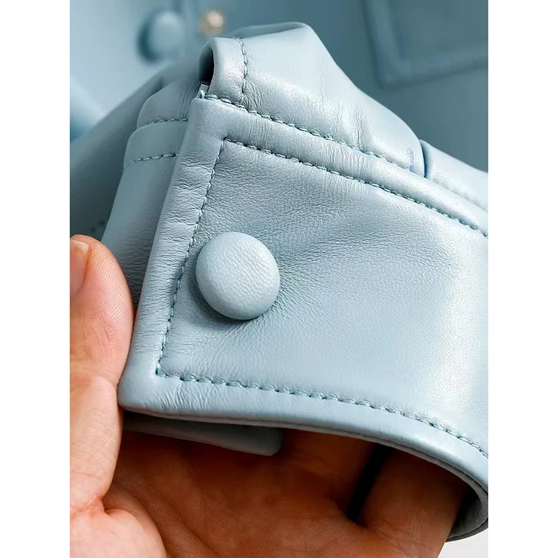 Vielseitige Lederjacke für Frauen 2024, weiblich sieht schlank aus, zeigen dünnes kurzes Hemd, blauer Ingwer-Freizeitmantel, Streetwear, Jaqueta