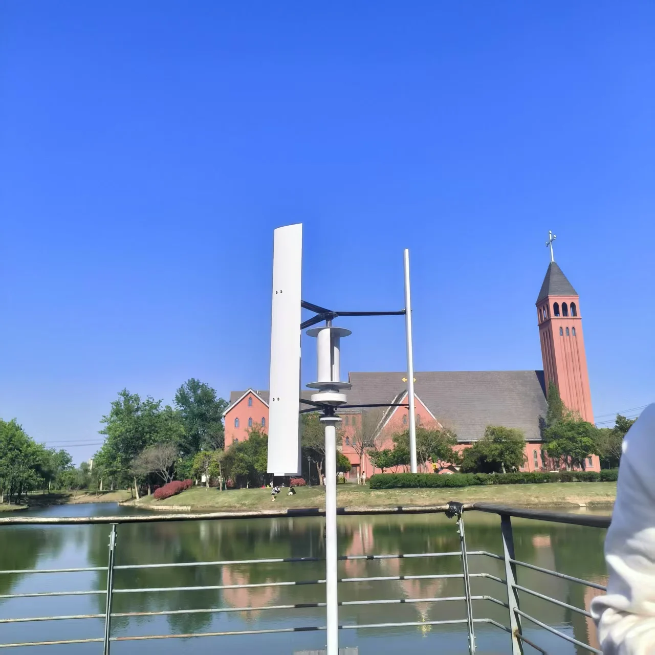 From China Factory 20KW 12V 24V 48V Vertical Axis Wind Power Turbine Generator for Home Farm Low Noise Coreless Low RPM Windmill