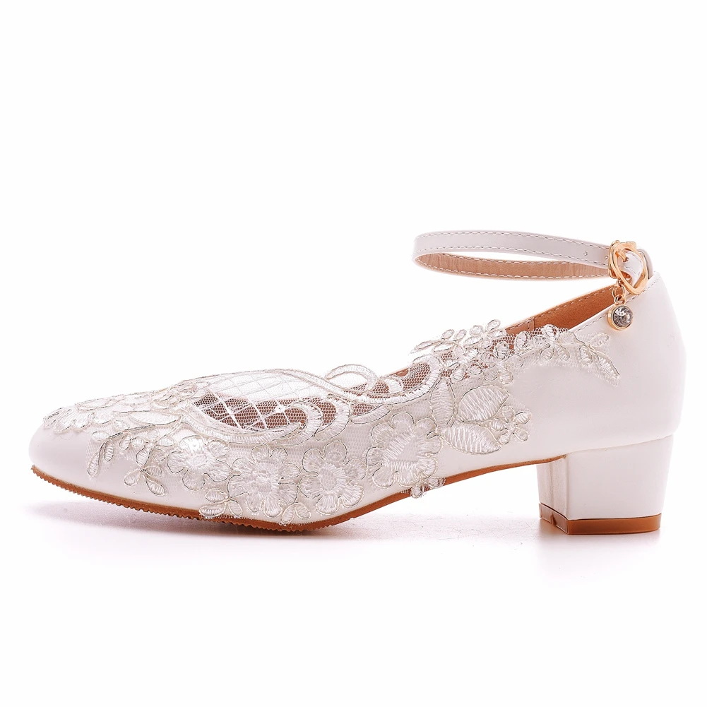 Crystal Queen Fashion 3CM Low Heels Ankle Strap Ladies Party Dance Wedding Shoes White Lace Women Pumps