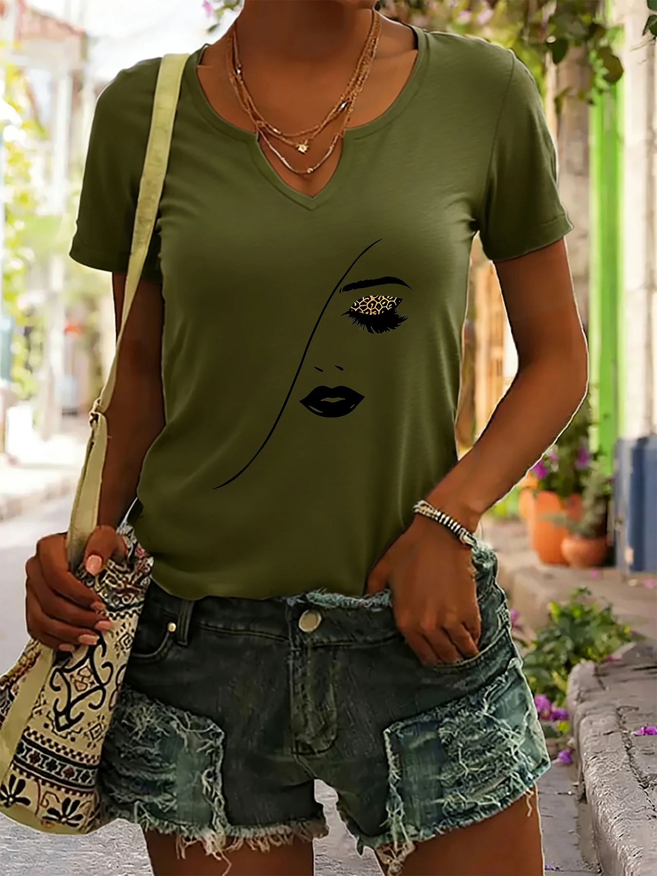 Women's Summer V-Neck Short Sleeve T-Shirt, Leopard Print Eye & Lip Face Line Art, Glamorous Aesthetic Casual Fashion Top