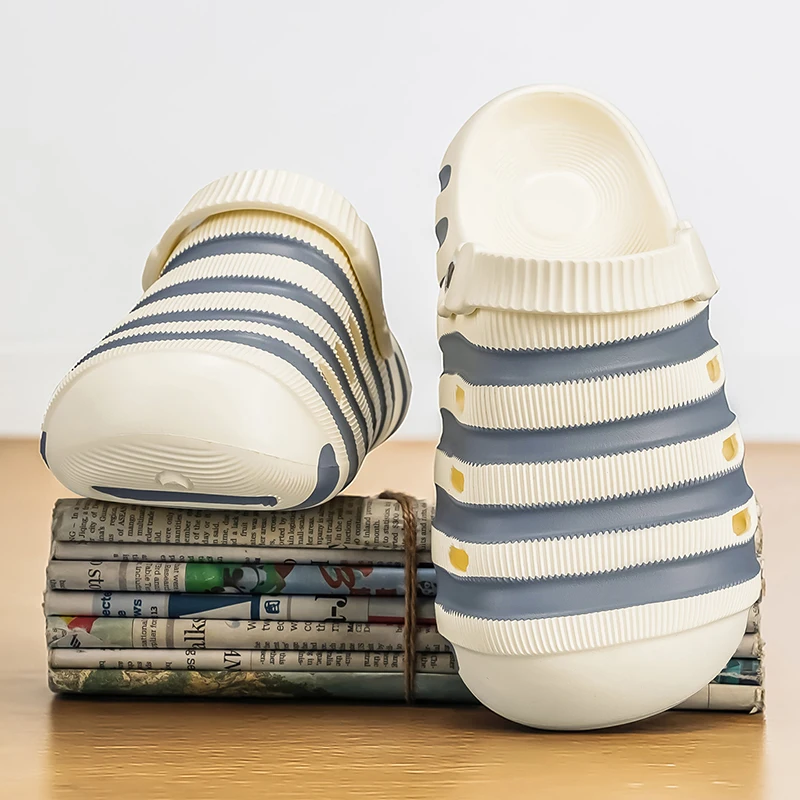 2026 New Men's Sporty Summer Slides, Outdoor Wear, Anti-Slip Thick Sole, Breathable Beach Clogs with Squishy Feel