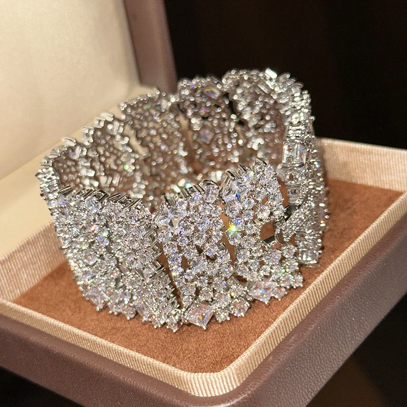 Shiny rhinestone wide round zircon bracelet hand chain wedding luxury accessory craft for wome jewelry