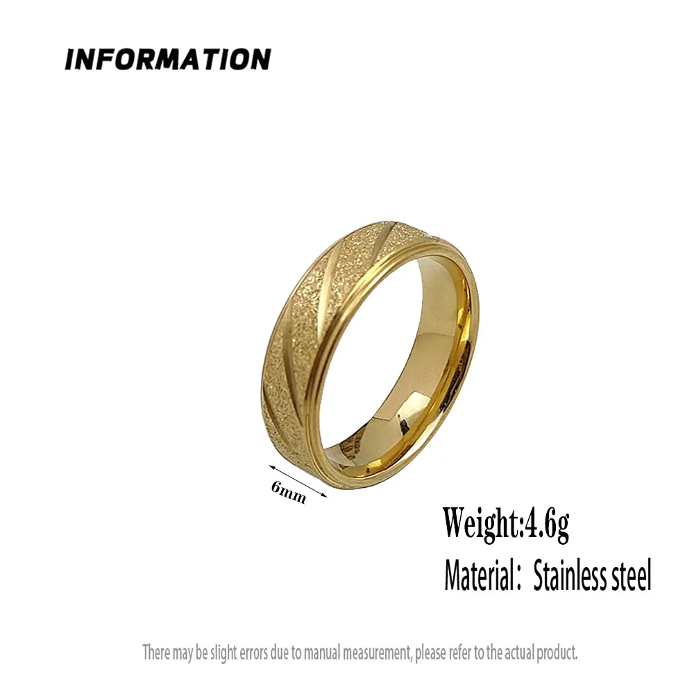 Anillo de hombre chapado en oro de acero inoxidable elegante y encantador, anillo de mujer esmerilado a rayas simples, joyería para fiesta de boda