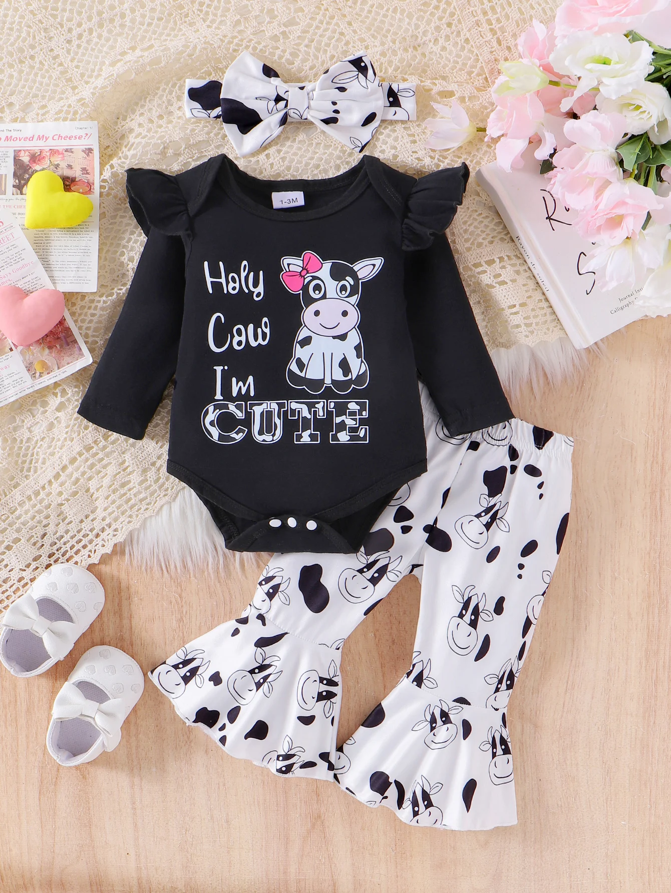 

3PCS Autumn New Style For 0-1 Year Old Girls Comfortable And Fashionable Black Cow Print Pattern Suit + Pant Suit