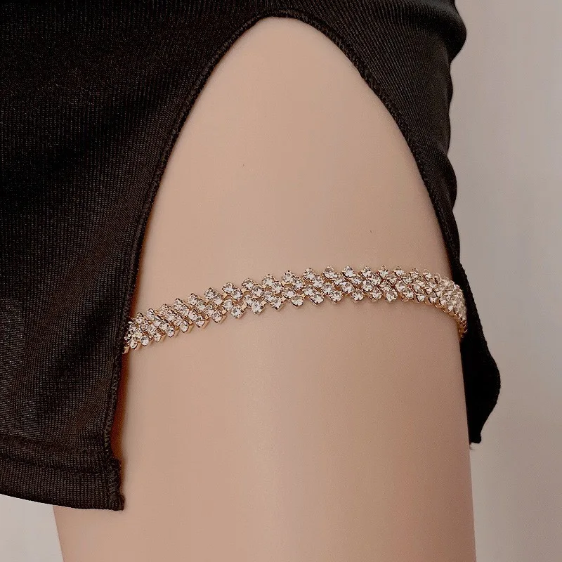 Glittering Multi Layer Thigh Chain Shiny Crystal Elastic Garter Body Jewelry Trendy Nightclub Party Leg Harness Belt For Women