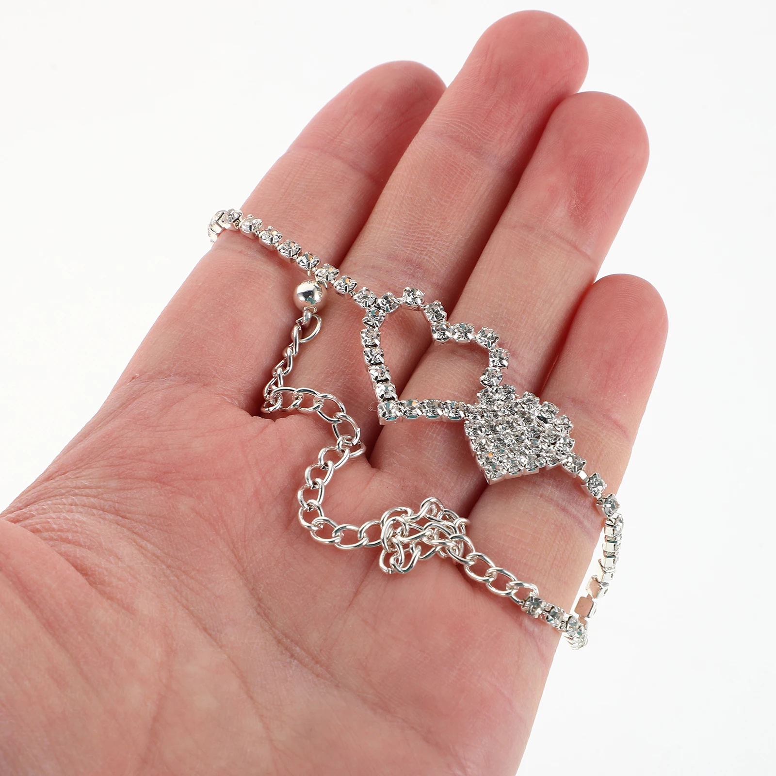 

Hollow Out Rhinestone Heart Anklet For Women Adjustable Silver Zinc Alloy Beach Foot Jewelry Sparkling Ankle Bracelet Boho Style