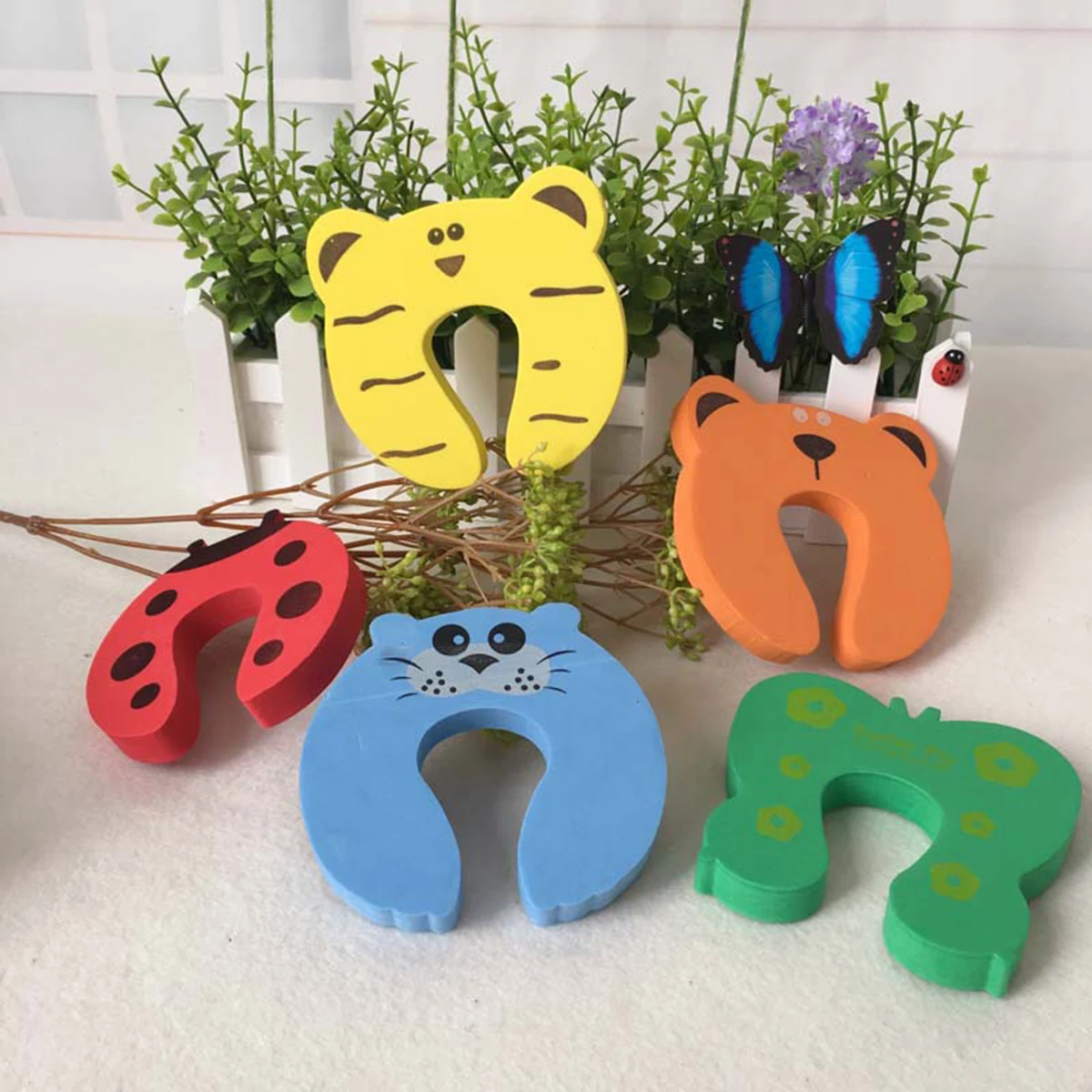 

1 шт., дверная карта безопасности, защита для пальцев с мультяшными животными, пробка для детей, домашний игровой таймер, безопасность, мультяшный дверной стопор