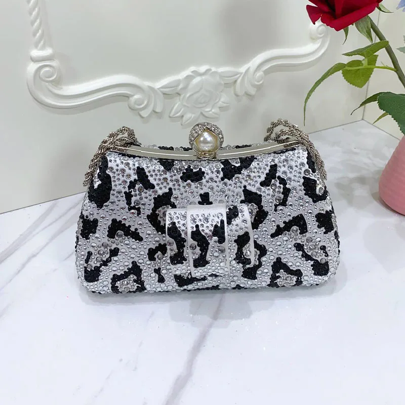 Fashion Italian Designer Luxury Elegant Pearl Chain Clutch Bag Bright Diamond Print 2024 Summer Party Dinner Women's Orange Bag