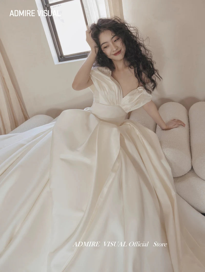 Gaun pernikahan terbaru bentuk a untuk pengantin Satin Sweetheart Neckline putri buatan khusus ukuran besar gaun pengantin