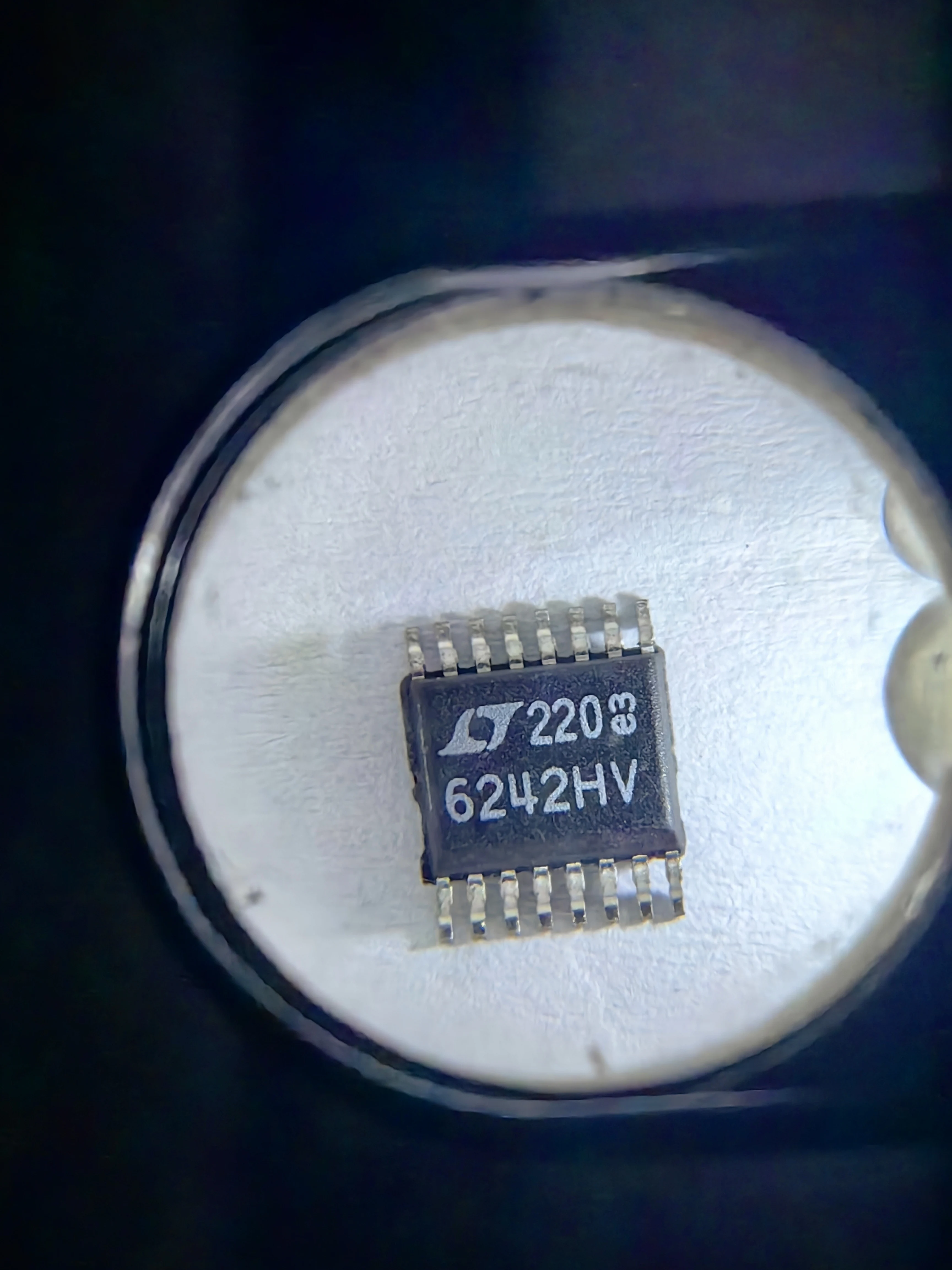 LTC6242 LTC6242IGN LTC6242HVCGN LTC6242HVIGN LTC6242CGN LTC6242HGN - Quad 18MHz, Low Noise, Rail-to-Rail Output, CMOS Op Amp