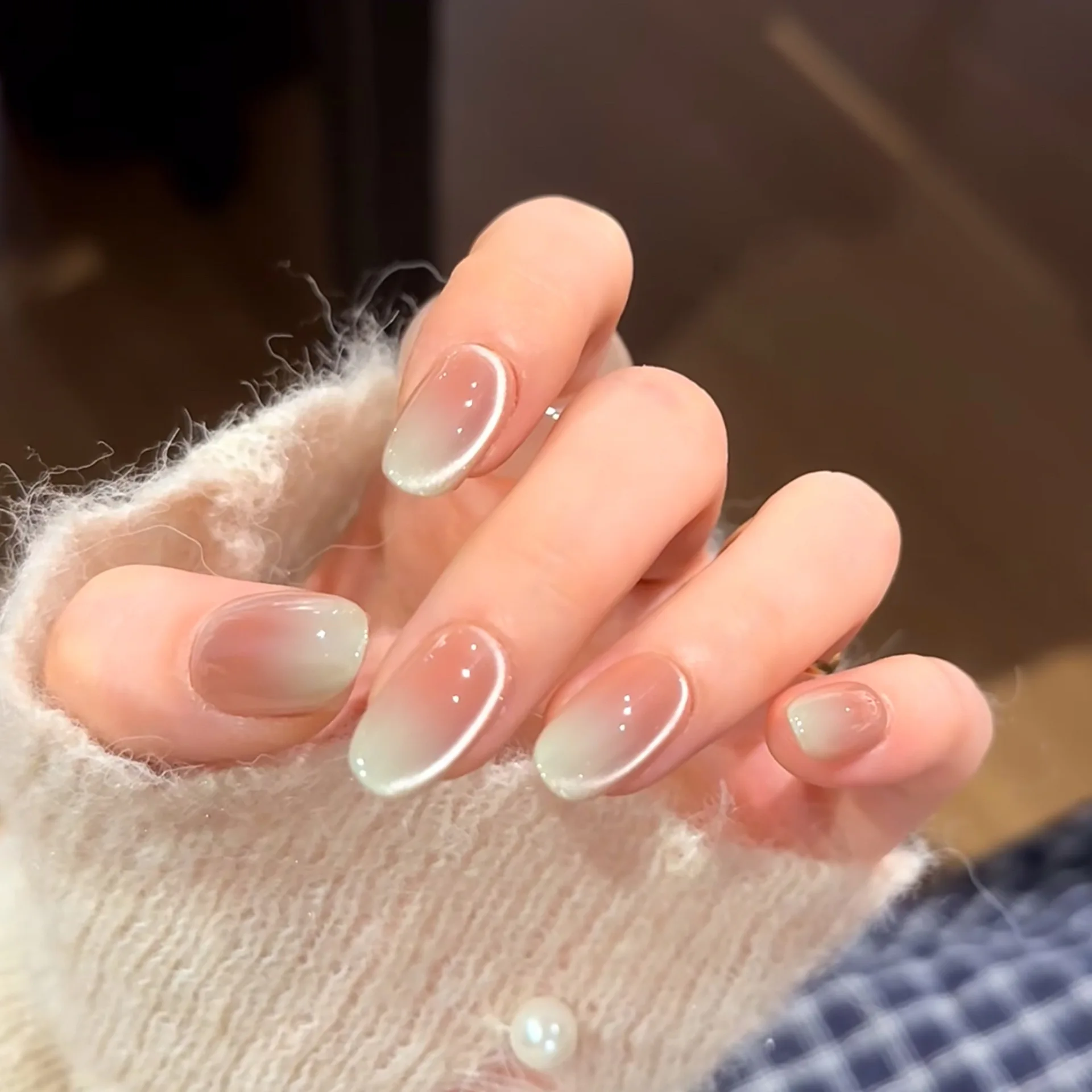 

10 шт., короткие овальные ногти ручной работы, французский туманный персик, розовый кошачий глаз, градиентный дизайн, милые милые накладные ногти, носимые кончики ногтей