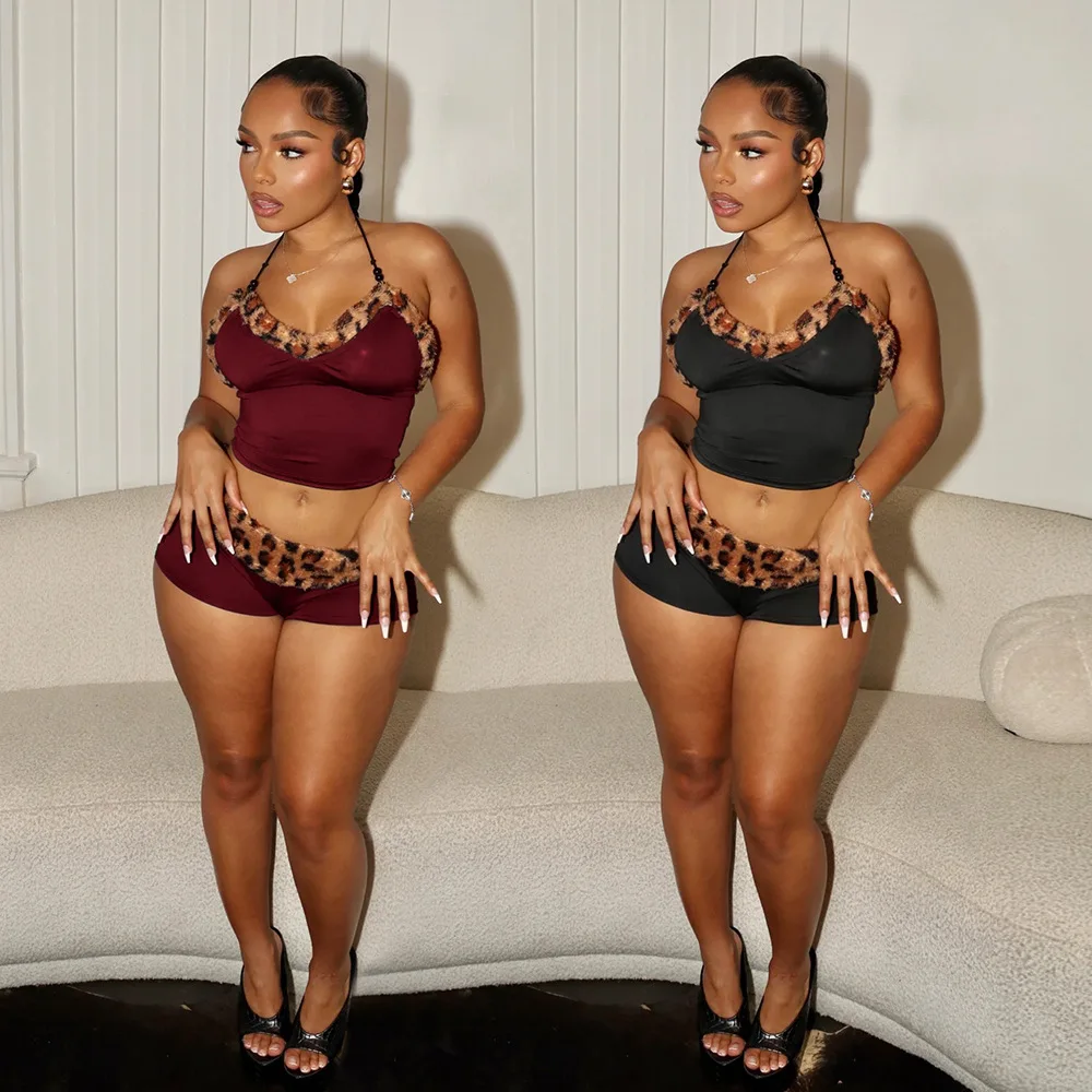 Women's New Halter V Neck Leopard Print Splicing Crop Top High Waist Slim Shorts Trendy Daily Dating Casual Two Piece Outfit Set