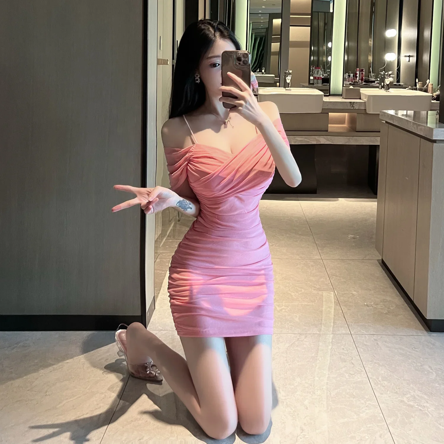 เซ็กซี่ชุดสั้นสําหรับผู้หญิง Coquette ตาข่ายรัดตัว Bodycon มินิชุดผู้หญิง One ชิ้นคุณสมบัติใหม่ของ Elegant Luxury Retro