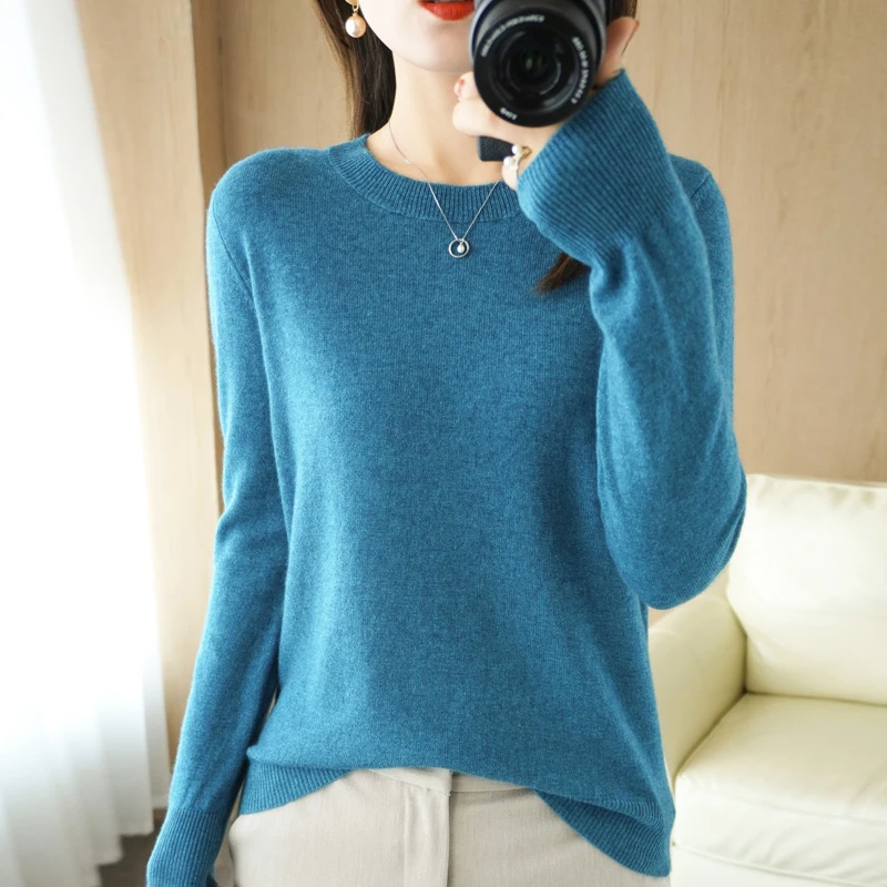 New Round Neck Sweater Women Loose Short Solid Color Base Coat Pullover Simple Autumn And Winter Versatile Knitwear Long Sleeves