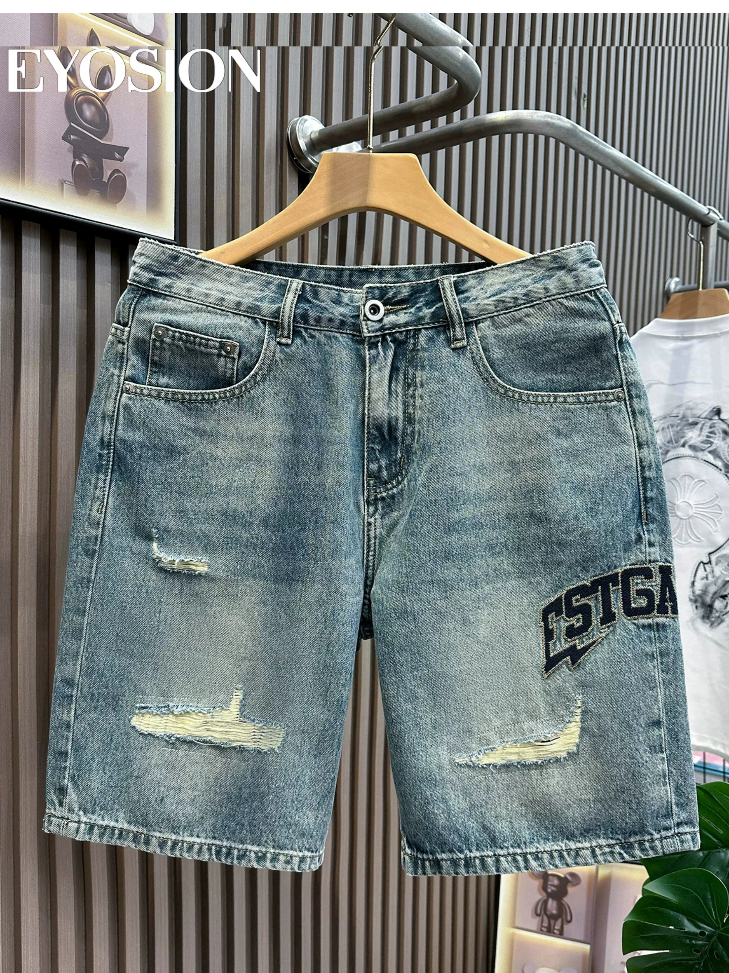 

Men's Summer Casual Denim Shorts Knee Length Retro Ripped Letter Embroidered Jeans Shorts with Pockets Casual Middle Pants