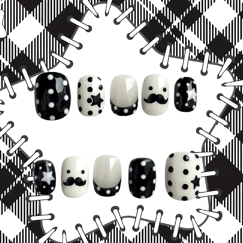 

10PCS Handmade Cute Press on Nails Short Round Head Fake Nails Cartoon Acrylic Full Cover Manicure Girl Nails Kit Salon Designed