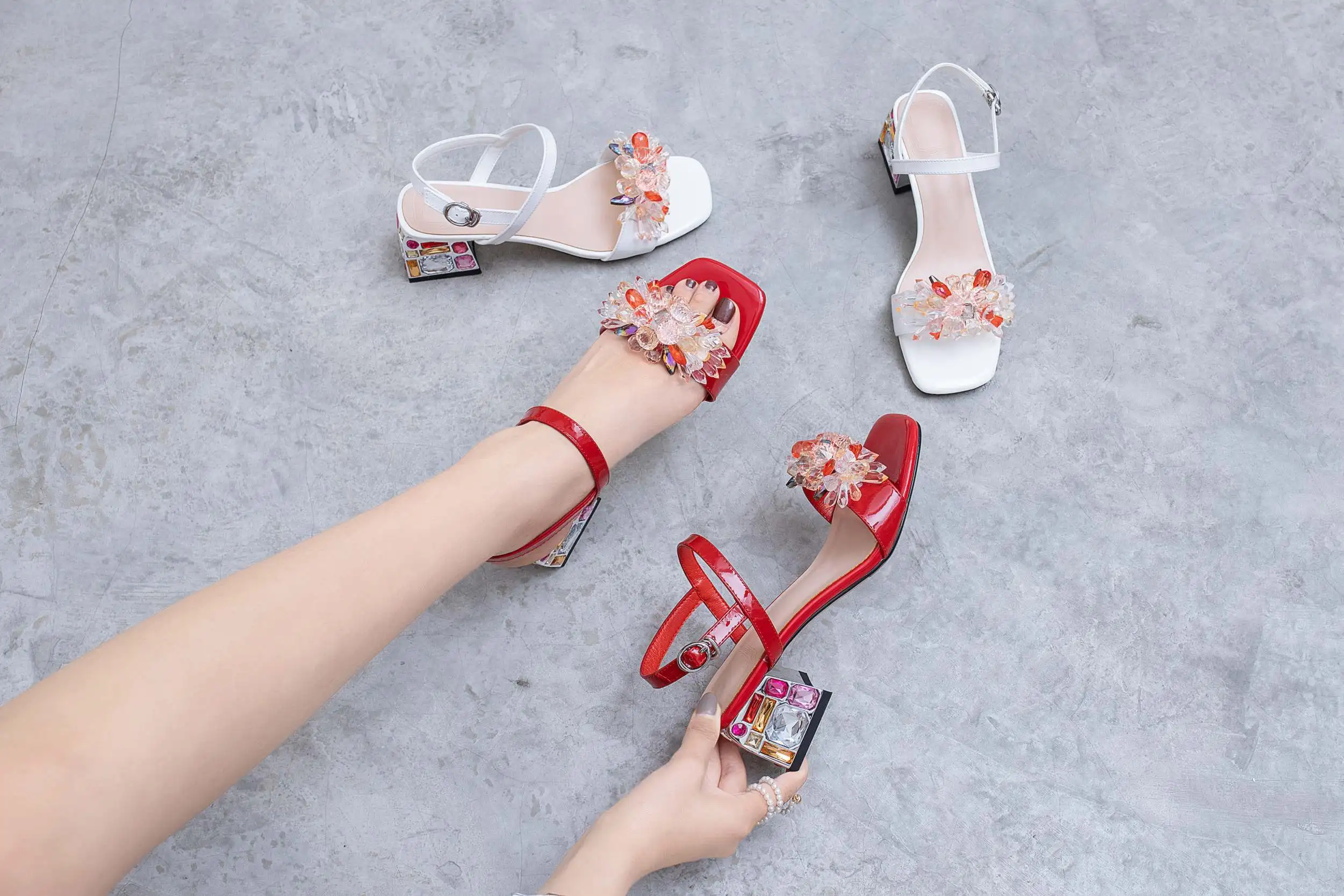 Krazing Pot Big Size Square Toe High Heels Crystal Flowers Fairly Dating Rhinestone Dance Party Buckle Straps Women Sandals