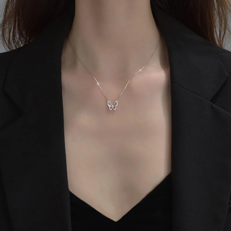 Hollow Butterfly Zircon Pendant Necklace for Women Delicate Clavicle Chain Minimalist Link Chain Choker Jewelry Girl Gift