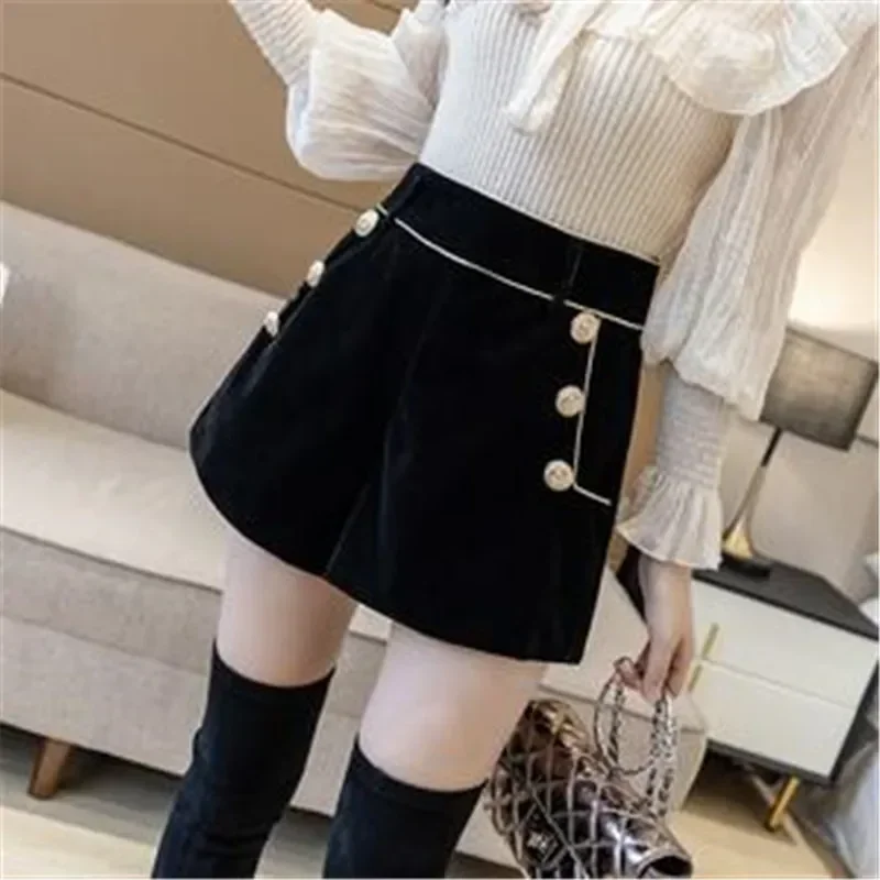 

2024 High Waist black Women's Office Shorts Wide Legged A-Line Golden velvet Shorts Female Korean Style Casual Short Pants S-5XL