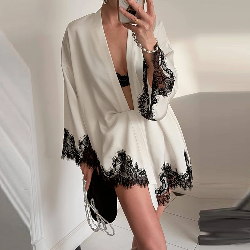 

Элегантный комплект для отпуска с цветовыми блоками и кружевом: модный атласный кардиган с V-образным вырезом и шнуровкой, а также широкие брюки. Повседневный свободный комплект для женщин.