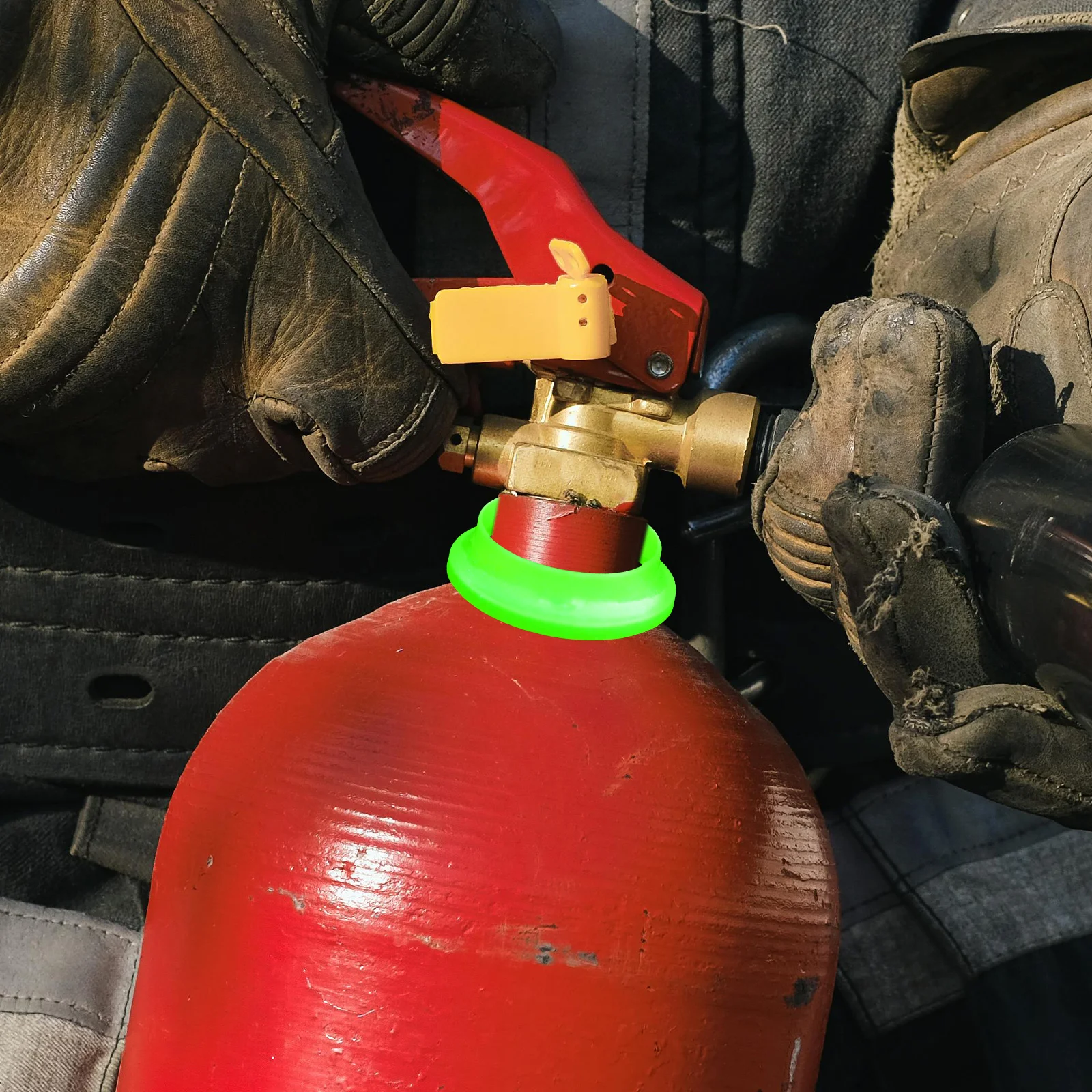 

100pcs Fluorescent Bottle Mouth Decoration Durable Extinguisher Rings Luminous Safety Accessories Visible Circle Bottleneck Part