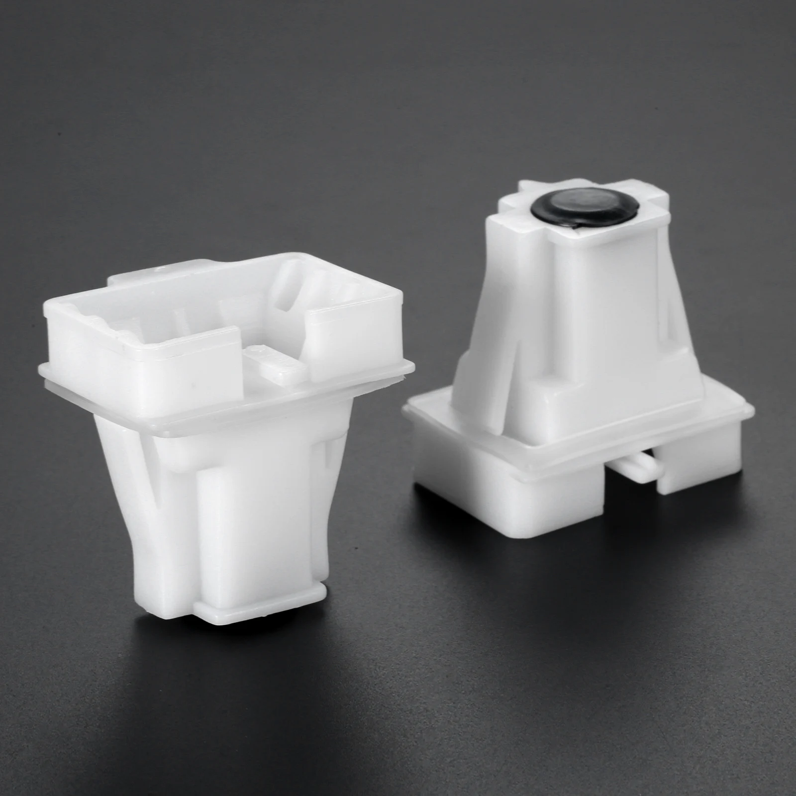 2Pcs Plastic Auto Fastener Clip Car Rear Seat Buckle Back Cushion Clips for Peugeot 301 2008 for Citroen Elysee 2014-2019 Parts