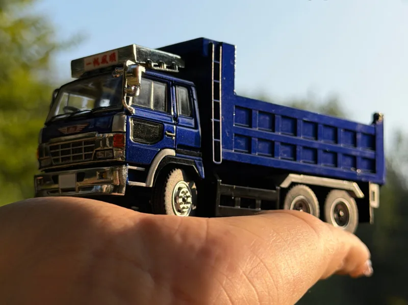 

1/64 New Arrival Special Price Die-cast Metal Japanese Truck Tractor Trailer Dump Truck Model Furniture Display Collection Toys