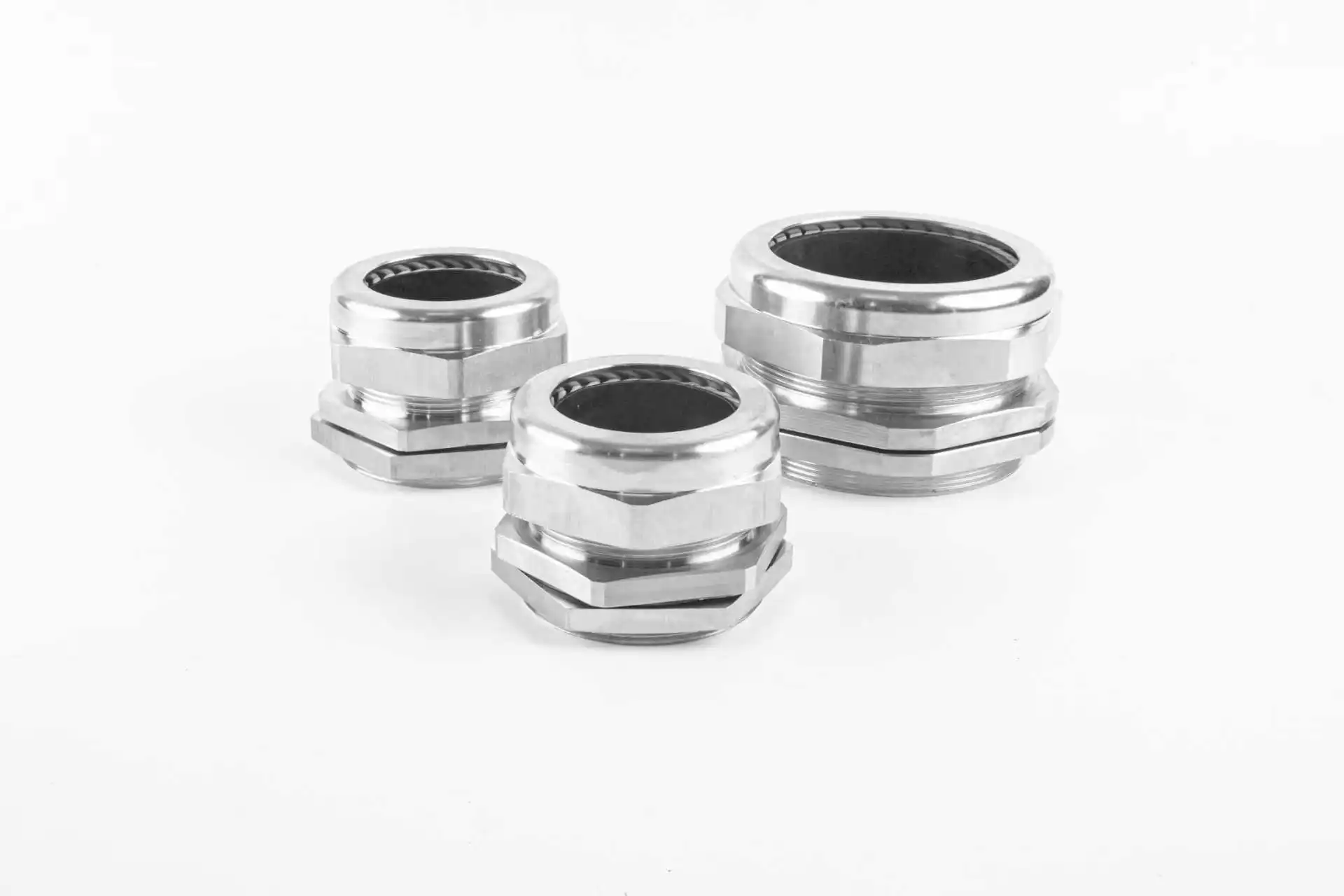 

SS304 Cable Glands, IP68 Waterproof Adjustable Cord Grip Cable Connector Strain Relief Wire Protectors for 6-12mm Cable Diameter