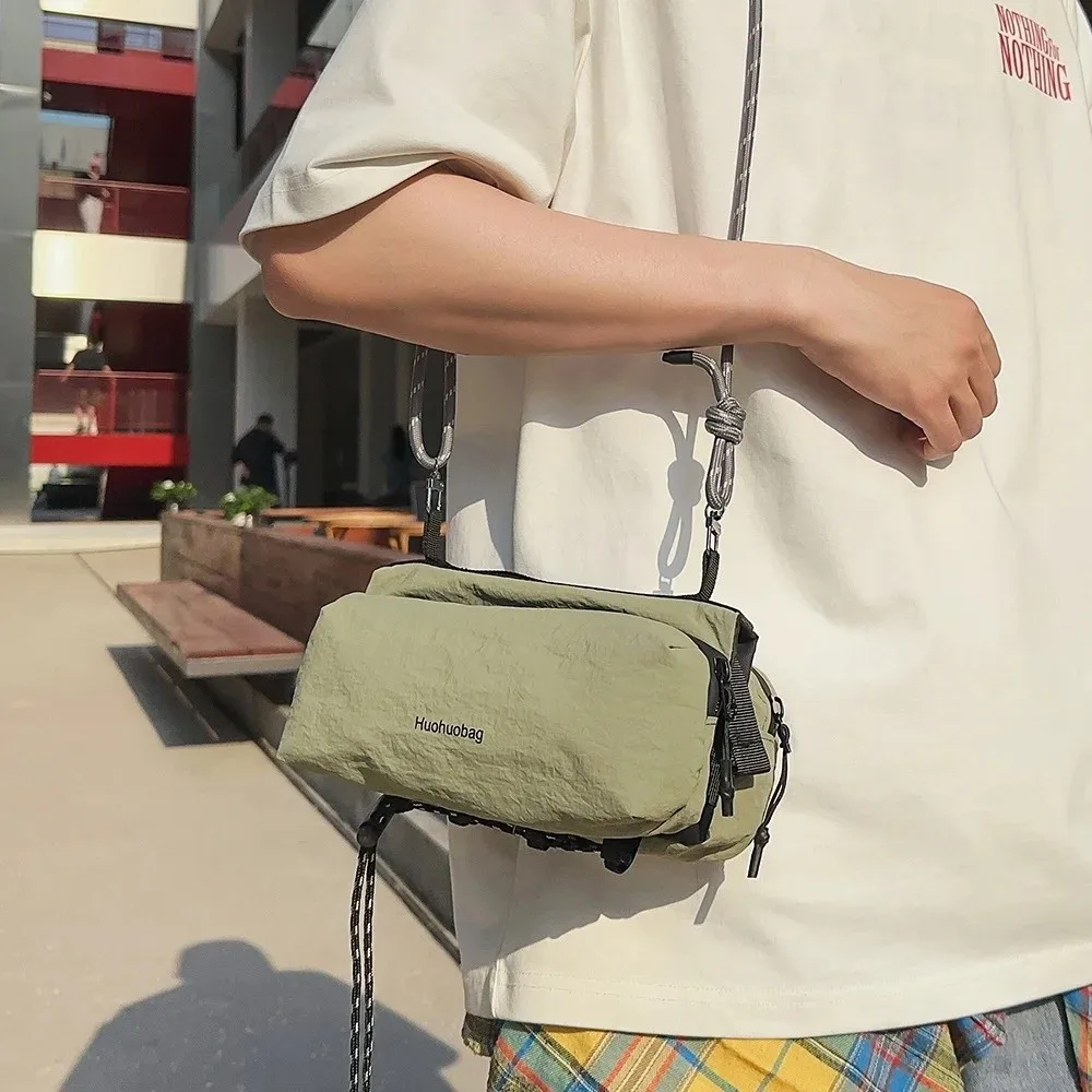 2026 Sport-Umhängetasche aus Nylon, Funktionale Wasserbechertasche, Leichte Atmungsaktive Crossbody-Tasche, Kleine Quadratische Tasche – Detail 15