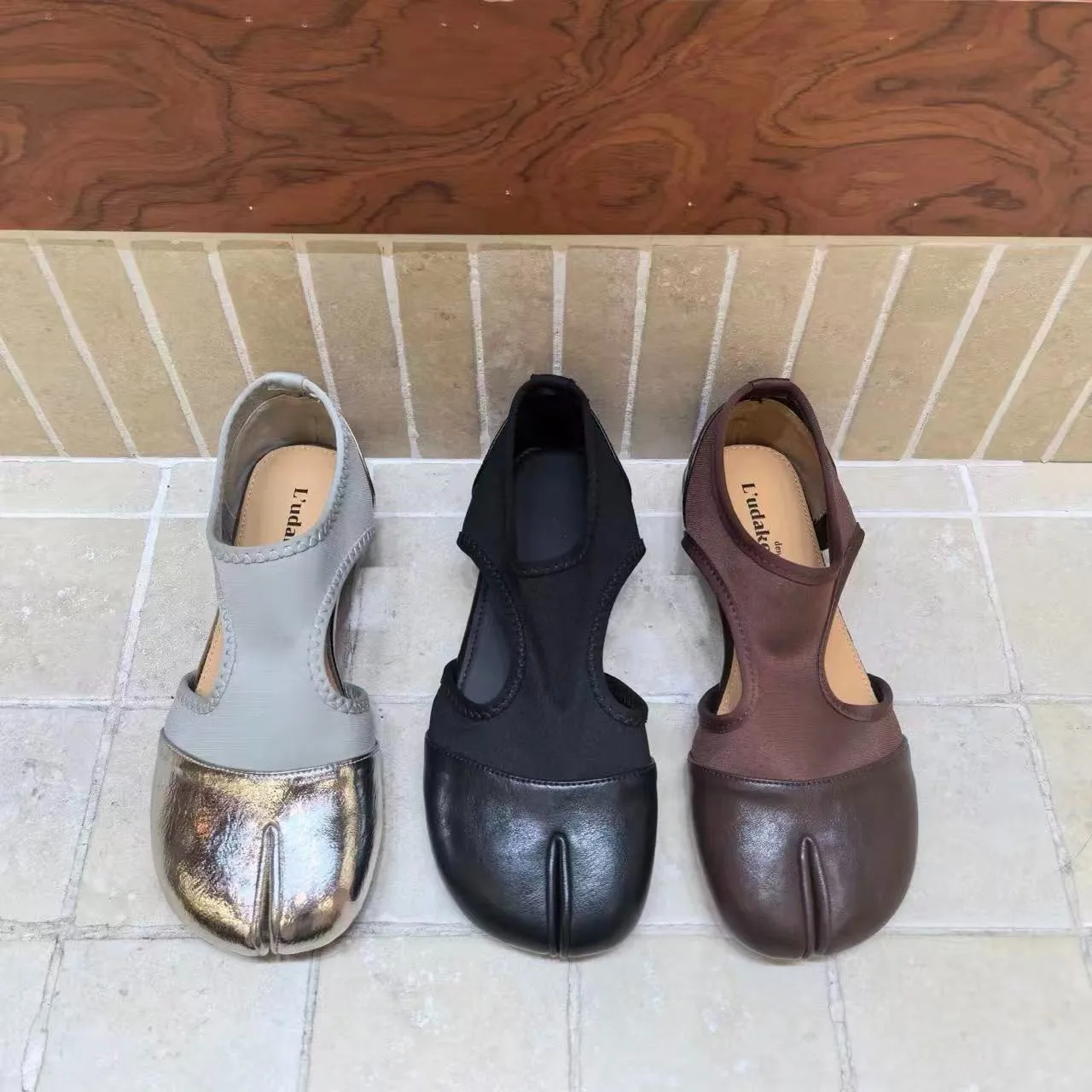 Spring and Summer New Korean Version Split Toe Shallow Mouth Single Shoes Women's Flat Heel Slip-on Mary Jane Shoes Versatile