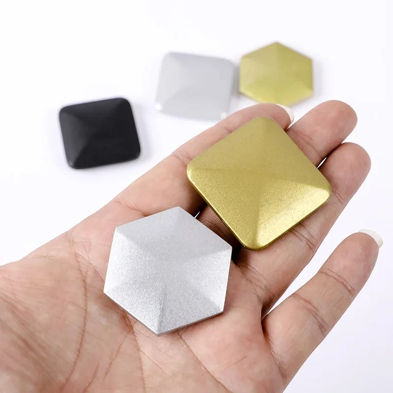 Sechseckiges, quadratisches, lustiges Desktop-Flip-Spielzeug – Fingerspitzen-Gyro-Taschen-Stressabbau-Artefakt für Kinder und Erwachsene – Detail 5