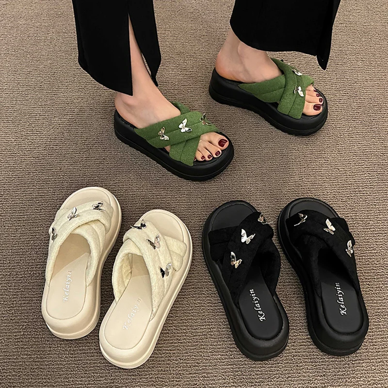 Schoenen Slippers Casual Slipers Vrouwen Schalie Vrouw Strand Platform Glijbanen Luxe 2024 Sabot Mode Schoenen Zomer Klompen Vrouw Huis