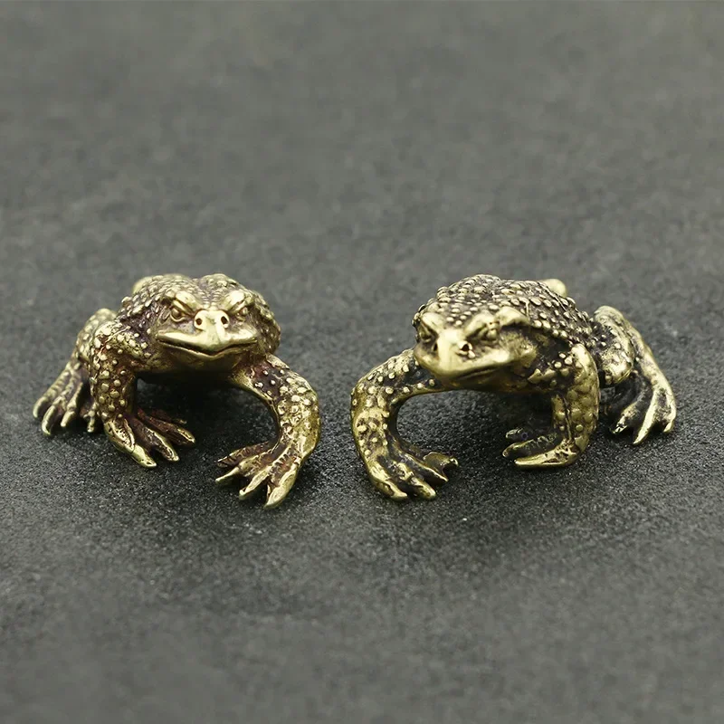 

Feng Shui Copper Pocket Money Frog Fortune Brass Toad Figurin Chinese Coin Metal Craft Home Decor Gift Decoration Accessories