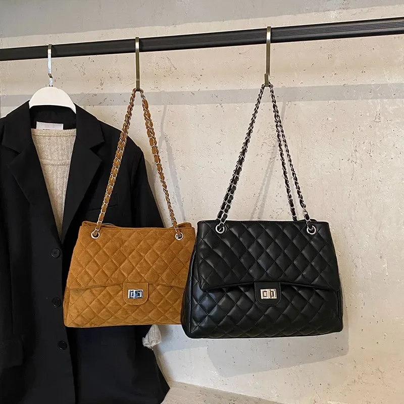 

Classic Leather Crossbody Bag For Women, Durable And Lightweight Shoulder Style, Perfect For Travel Adventures