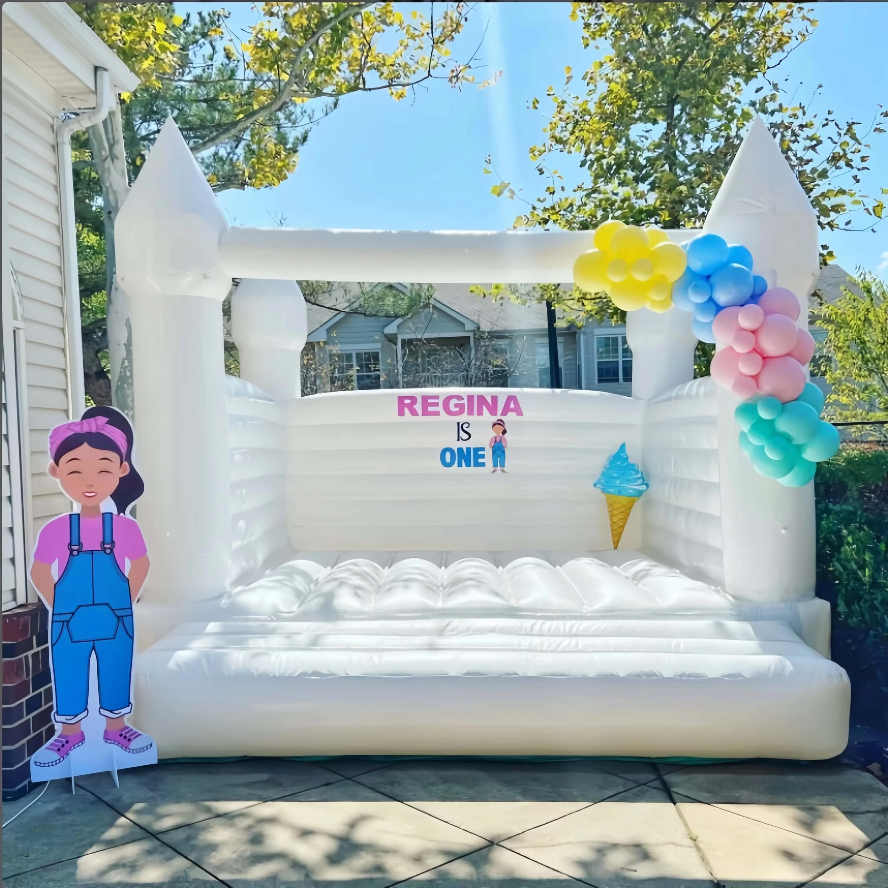 

PVC Inflatable White Bounce House Commercial Grade Outdoor Jumping Bouncy Castle Bouncer For Birthday Wedding Party With Blower