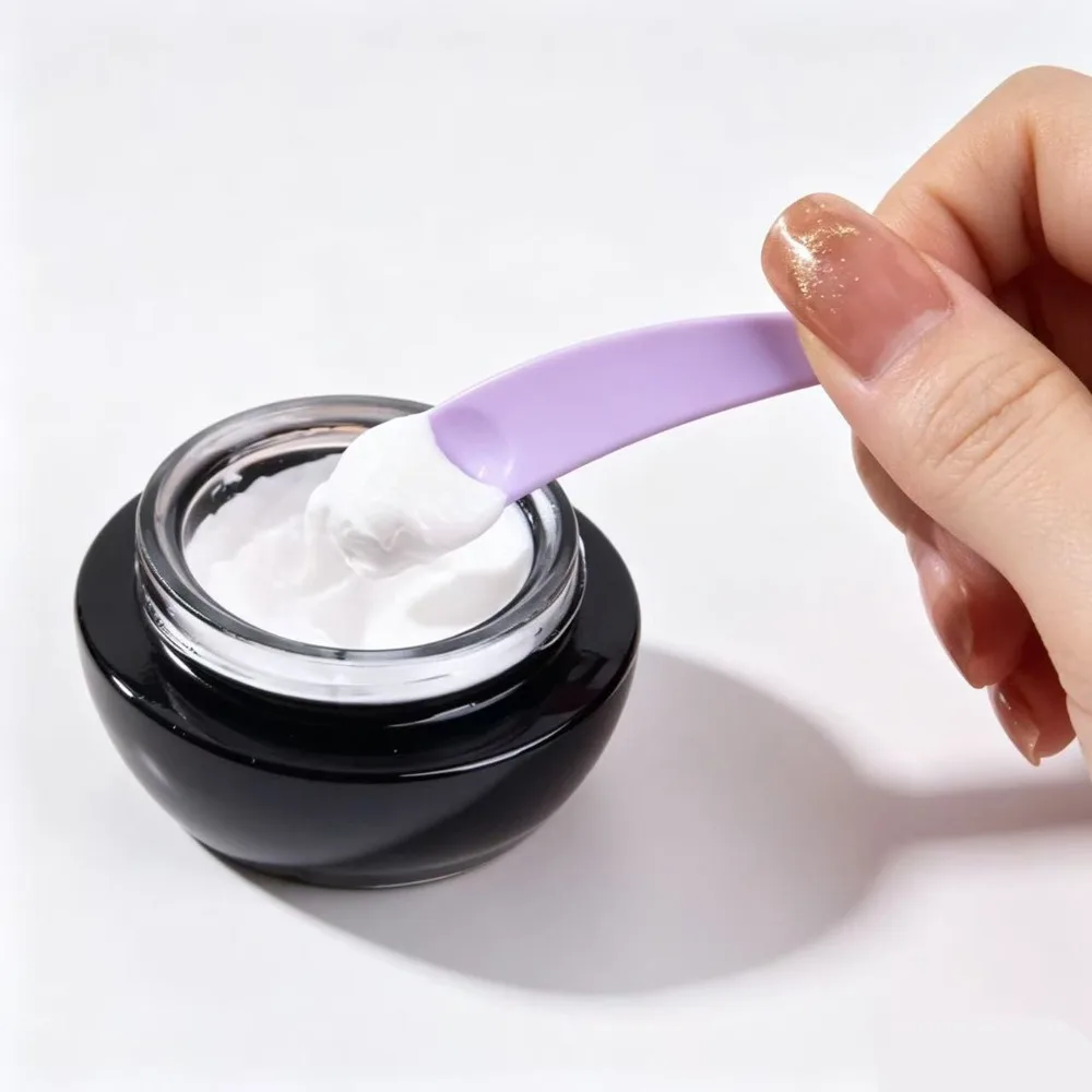 500/1000pcs Mini Disposable Cosmetic Spatulas Curved Scoop Makeup Cream Spoon Eye Cream Stick Face Beauty Tools Kit