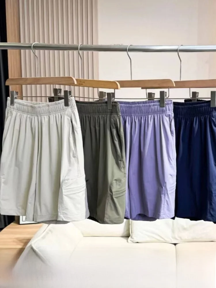 

Ice Silk Quick Dry Cool Summer Men's Outdoor Seamless Pressed Glue Multi Pocket Casual Shorts Standard Fit Nylon Fabric