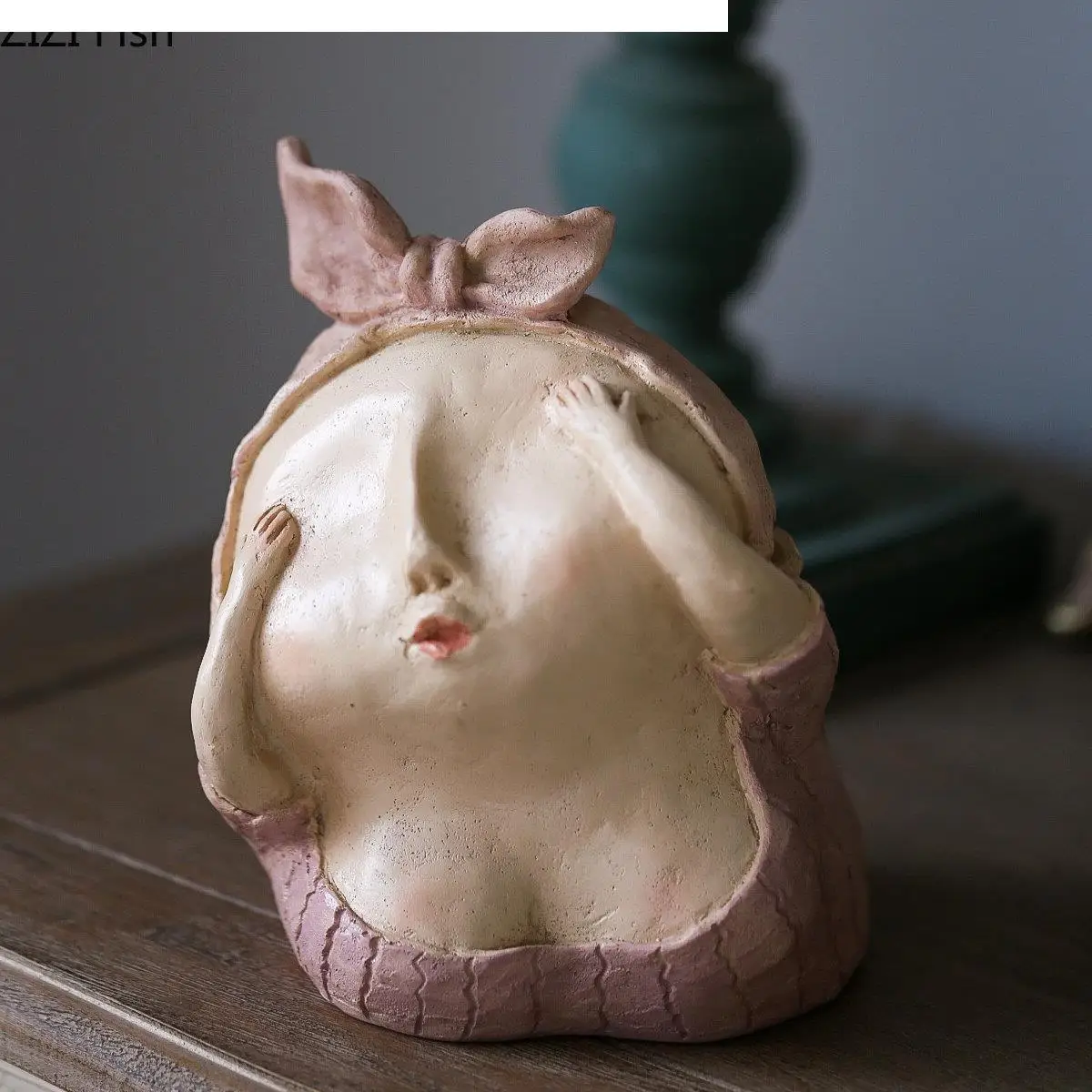 Imitation Stoneware Resin Decoration Figure Ornament Living Room Home Accessories Girl Art Statue Sculpture Figurines